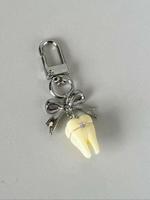 Cute Tooth Shaped Keychain, Fashionable Keychain for Women & Men, Trendy All-match & Exquisite Keychain for Birthday Gift
