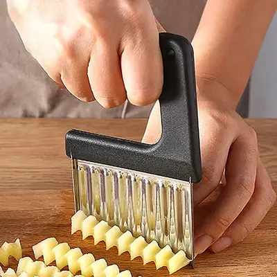 Potato Crinkle Cutter, 1 Count Stainless Steel Handheld Potato Slicer, Kitchen Potato Wave Cutter