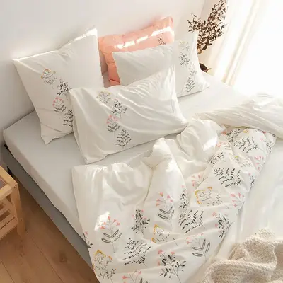 Bedroom Decor Floral Embroidery Bedding Set, 3 Counts Including 1 Duvet Cover and 2 Pillowcase without Filler, Lightweight So...