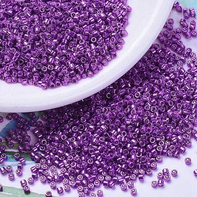 MIYUKI Delica Beads