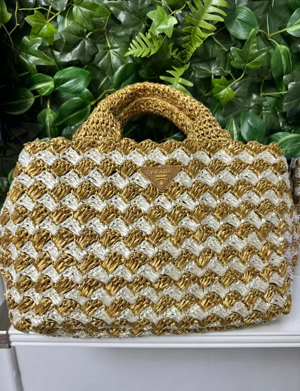 Pre-owned PRADA Raffia Handbag Handbag