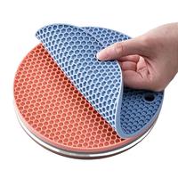 Random Color Silicone Placemat, 1/3/6 Counts Non-slip Heat Resistant Coaster, Multifunctional Placemat for Can Opener, Tea Po...