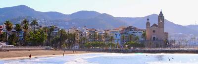Sitges Walking Tour: From a Roman Village to a Resort Town