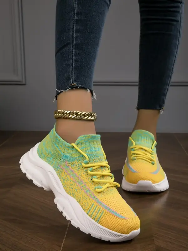 Women's Breathable Lightweight Slip On Low Top Running Shoes, Color Block Mesh Sneakers