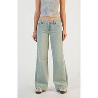 Pacsun Women's Casey Low Rise Baggy Jeans Light Indigo Washed