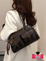 Women's Retro Solid Color Pu Leather Shoulder Bag, Large Capacity Crossbody Bag with Detachable Accessory Charm, Leather Satc...