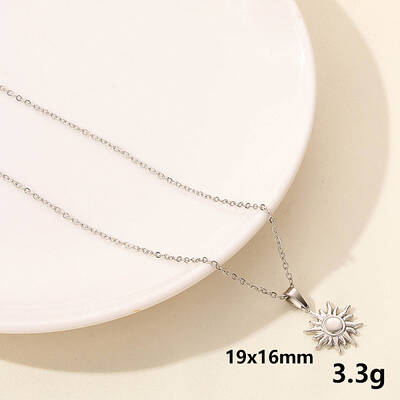 Non-Tarnish 304 Stainless Steel Sun Pendant Necklace