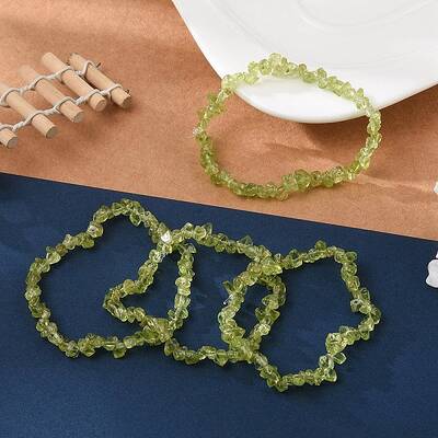 Unisex Chip Natural Peridot Beaded Stretch Bracelets