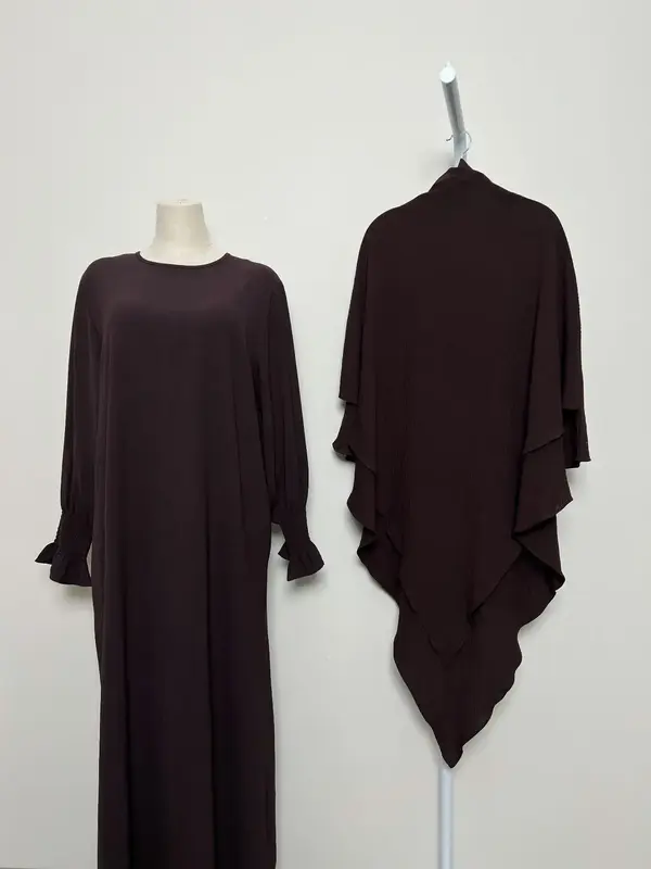 Flowy Sleeve Abaya 2-Piece Set | Hijab & Peplum Hem