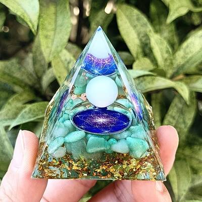 Orgonite Pyramid Resin Energy Generators