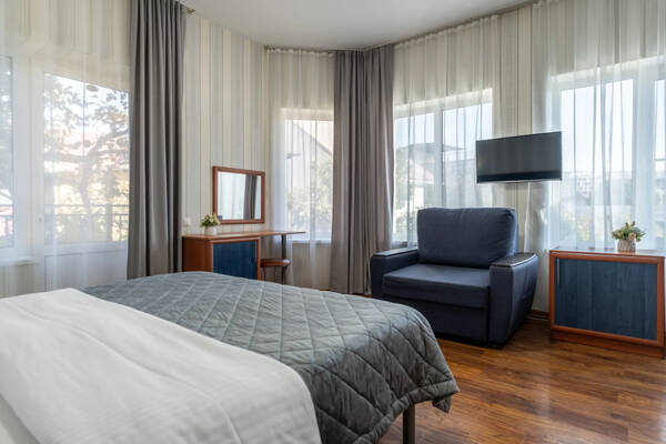 Fregat 2 Guest House