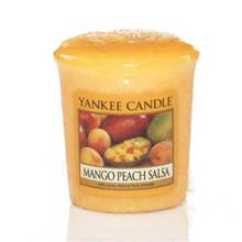 Yankee Candle Peach and Mango Sauce Candle - Aromatic Candle - 49.0 g
