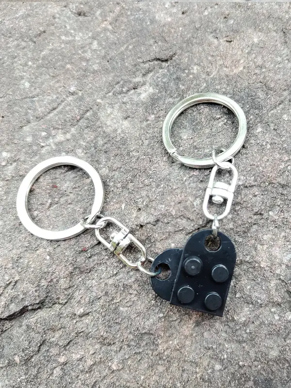 Creative Building Block Heart Couple Keychain Gift, Key Ring with Heart Pendant, Fashion Accessories for Men & Women As Gift ...