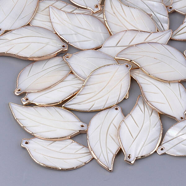 Electroplate Freshwater Shell Pendants