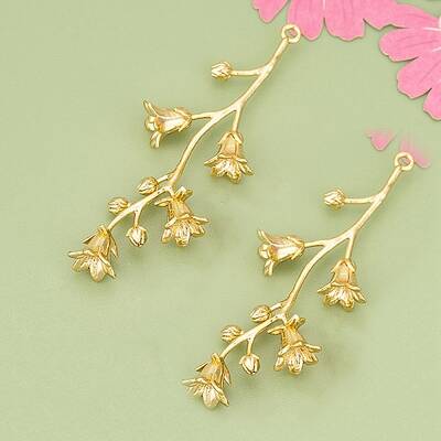 Three-Dimensional Flower Brass Pendants