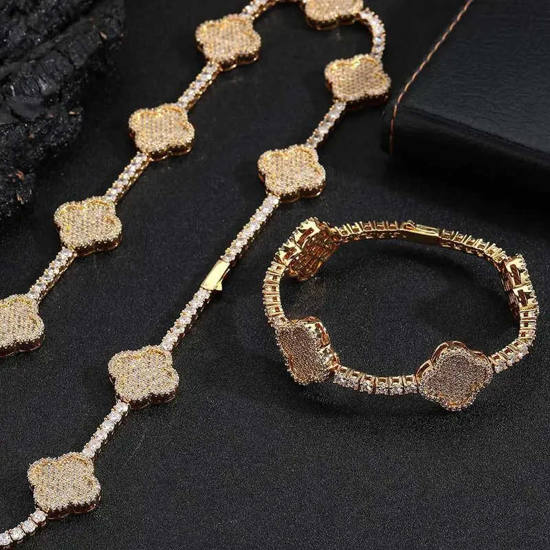 Hip Hop Spring Buckle Zircon Tennis ChainFour Leaf Flower Unisex Bracelet Jewelry Modern Fashion Accessories Elegant Minimali...