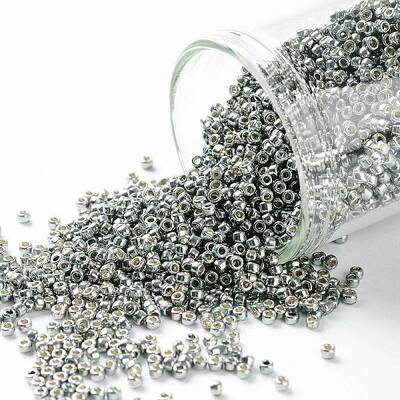TOHO Round Seed Beads