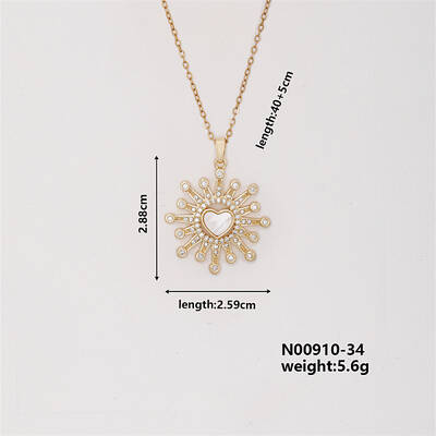 Vintage Brass Rhinestones Heart Pendant Necklace for Women