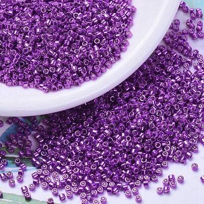MIYUKI Delica Beads