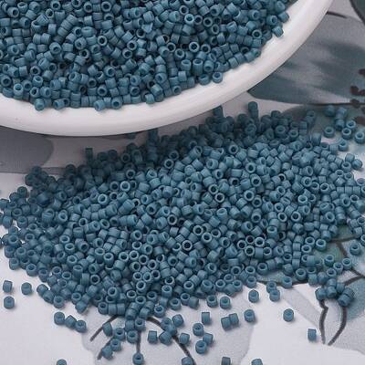 MIYUKI Delica Beads