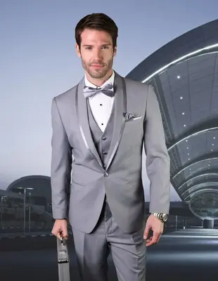Men's 4 Piece Suit with Tone on Tone Lining Stylish & Professional