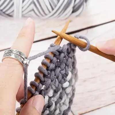 Adjustable Finger Knitting Hook Ring, 1 Count Stainless Steel Mini Crochet Knitting Finger Loop, DIY Crochet Knitting Accesso...