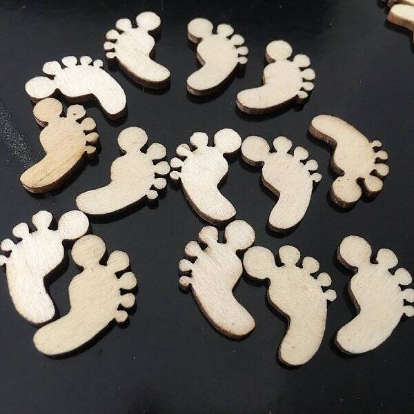 Undyed Wood Display Decorations