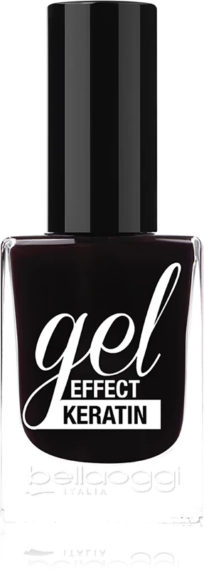 Gel effect keratin Gel effect nail polish with berry bramble keratin