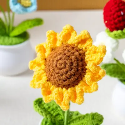 Handmade Crochet Bouquet Potted Flowers, Artificial Flower Potted Plant, Knitted Artificial Forever Flowers with Exquisite Po...