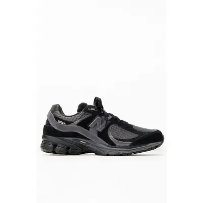 New Balance Men's Black 2002R Shoes