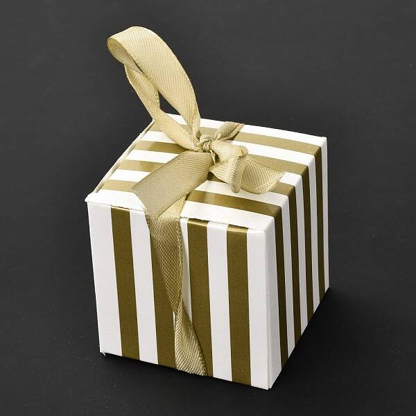 Square Foldable Creative Paper Gift Box