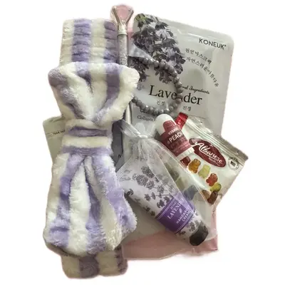 Blind date with a Book for Romance Readers - Signed Special Paperback with Assorted Items