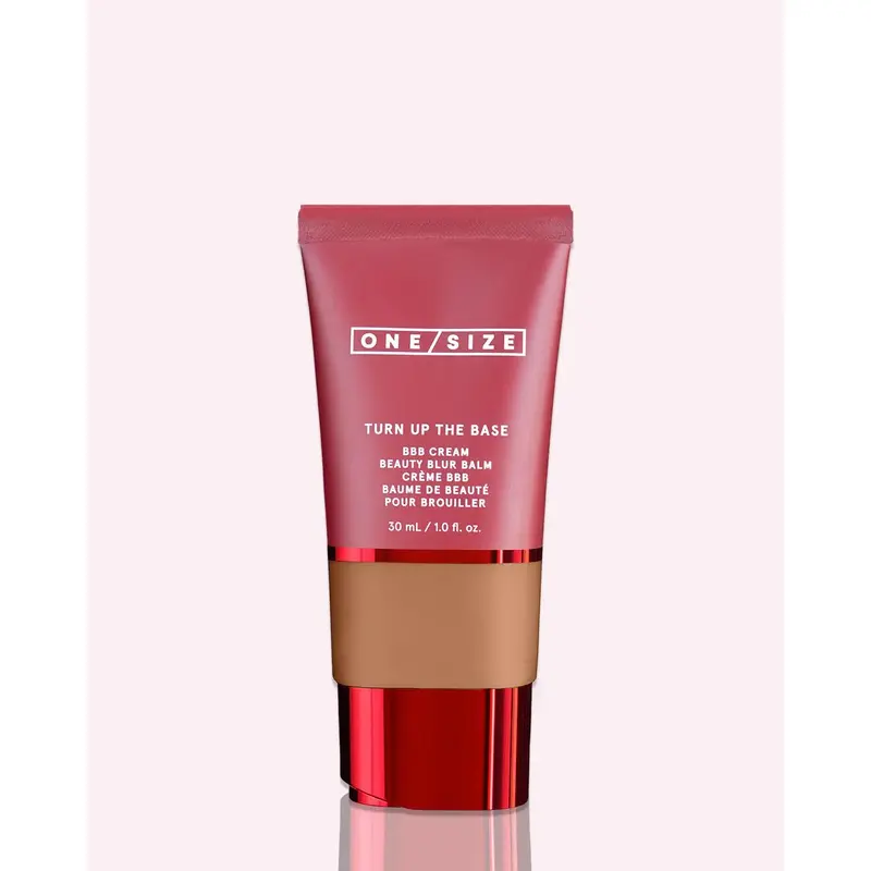 TURN UP THE BASE BLURRING FOUNDATION