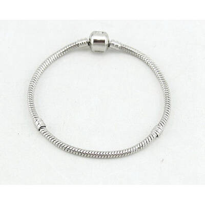 Stylish and Sturdy Snake Chain Bracelet with Long-lasting Plating for DIY Jewelry Making