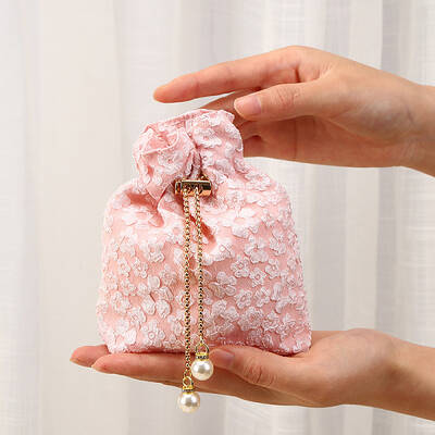 Fiber Embossed Flower Drawstring Candy Bags