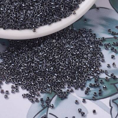 MIYUKI Delica Beads