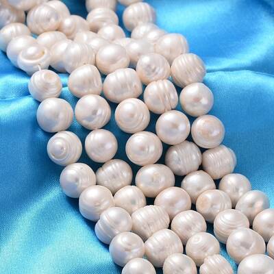 Natural Cultured Freshwater Pearl Beads Strands