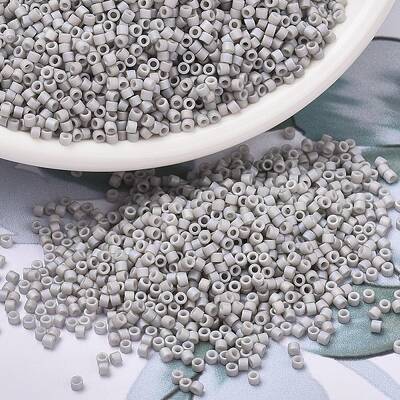MIYUKI Delica Beads