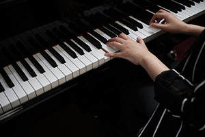 Play Music by Ear - From Beginner to Expert