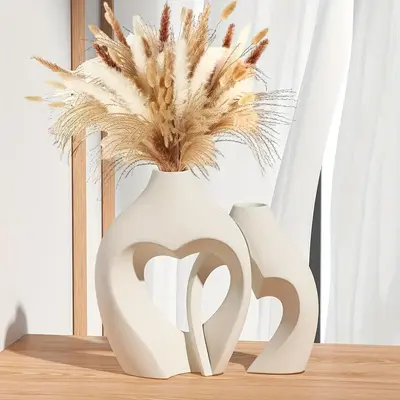 Creative Heart Shaped Resin Vase, 1 Set Modern Art Desktop Vase, Flower Arrangement Vase for Home Office Dormitory Dining Roo...