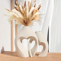 Creative Heart Shaped Resin Vase, 1 Set Modern Art Desktop Vase, Decorative Flower Vase, Flower Arrangement Vase for Home Off...