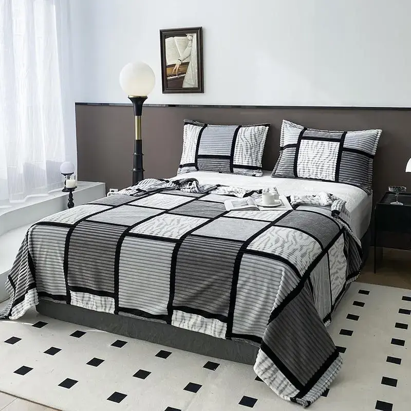 Plaid Pattern Cozy Blanket, 1 Count Soft Comfortable Warm Napping Throw, All Season Blanket, Breathable Comfortable Blanket, ...