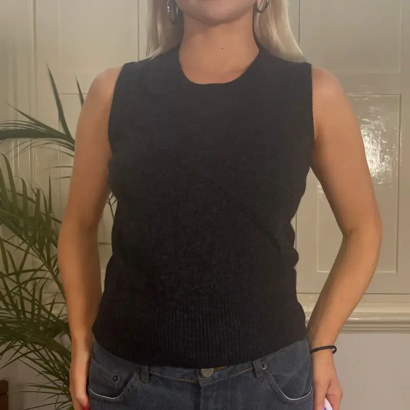 Sisley Sweater Vest - Small Grey Wool Blend