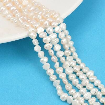 Natural Cultured Freshwater Pearl Beads Strands