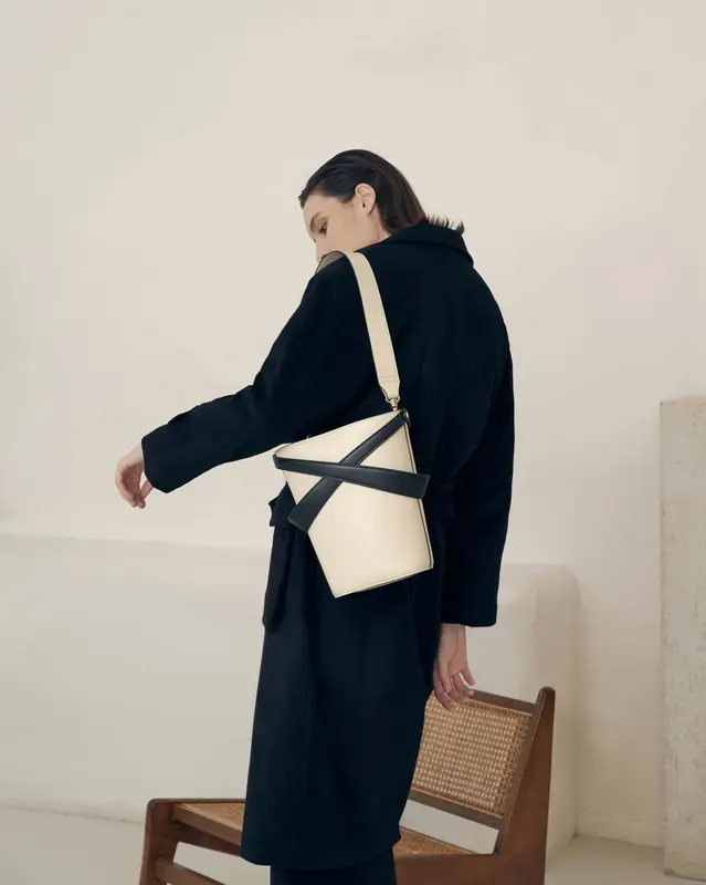 Cage Bucket Bag | Color: Black x Oat