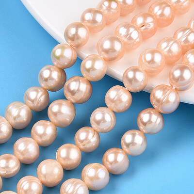 Natural Cultured Freshwater Pearl Beads Strands