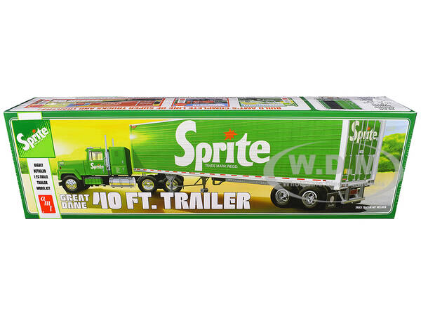 Skill 3 Model Kit Great Dane 40 Dry Goods Trailer Sprite 1/25 Scale Model by AMT