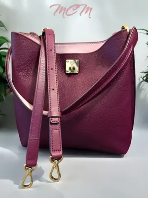Pre-owned MCM Leather Shoulder Bags Grained Calfskin Medium Milla Hobo Purple