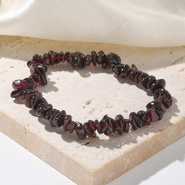 Chips Natural Garnet Beaded Stretch Bracelets