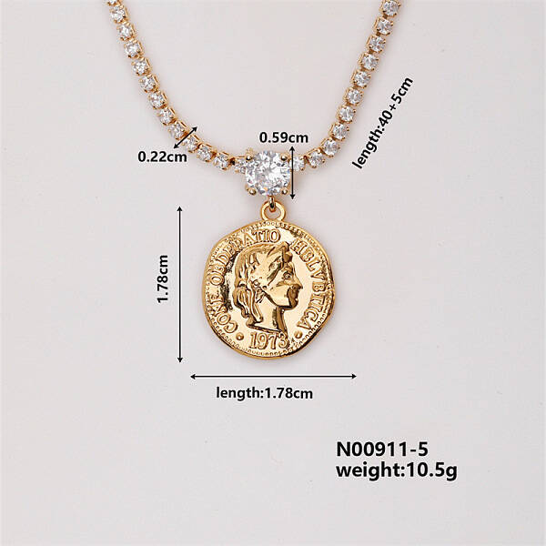Fashion Brass Rhinestones Flat Round Pendant Necklace for Women